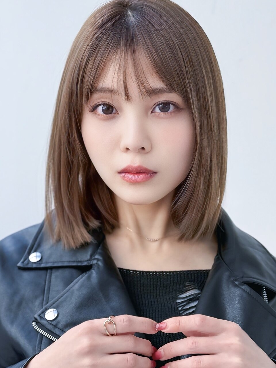 【艶×柔らかさ】縮毛矯正 + カット  ￥11400