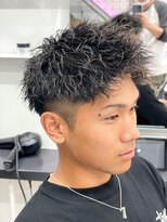 スパイキーショートザクザクショートアップバングツーブロック