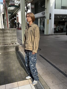 ヴィジュアリスト(VISUALIST) ブリーチありスモーキーグレーベージュ