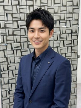 ウィーニード 名古屋(WENEED) 【佐久間】センターパート/大人っぽメンズビジネススタイル