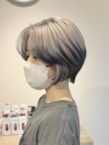 テトラ バイ ネオリーブ 横浜西口店(tetra by neolive)&nbsp;ショートデザイン　ルーツカラー　ホワイト×ネイビー　横浜★