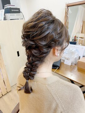 ロカット サロン(Roquat Salon) あみおろしアレンジ【ヘアセット　立川南/立川/八王子/国立/袴】