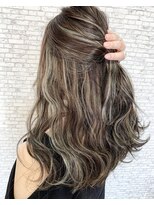 ホワイト(WHITE)&nbsp;[WHITE  RYOTA]コントラストハイライト＋ベージュ