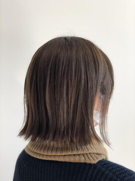 アドラーブル 長岡リップス旭岡店(adorable) ベージュカラー×【切りっぱなしボブ】×10代20代