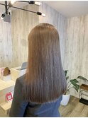 ミルクティーベージュ