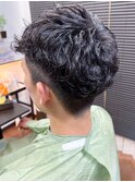 20代30代メンズスパイラルパーマツーブロックオシャレ感