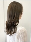 オリーブベージュ/秋カラー