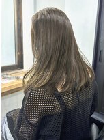 クイン(qin)&nbsp;ブリーチなしオリーブイルミナカラー