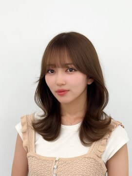 アマトウキョウスマートサロン(AMA TOKYO×Smart Salon) くびれレイヤー/顔まわりカット/くびれ巻き/レイヤーカット