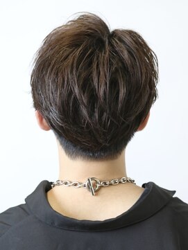 リタバイクロト(LITA by KUROT) MEN’SHAIR/波巻ツイストスパイラル/フェザーパーマ/那覇/新都心