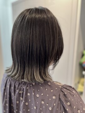 30代・40代　ダークアッシュ・裾カラー