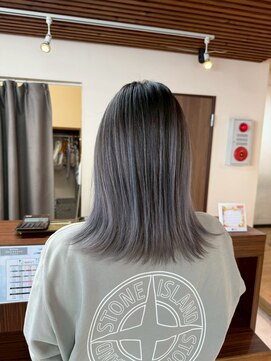 ブリッツ レボ(BLITZ-REVO) 着物ヘア/ダークアッシュ/ミディアムレイヤーカット/柏駅