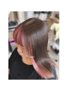 クレイン バイ パプスドコワフュール 宝塚中山寺(Crane by Pap'sde coiffeur) ピンクのフェイスフレーミングカラー！