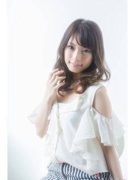 ルーウィン(LE WIN) 綺麗め大人セミロング