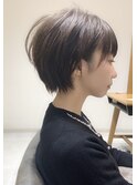 耳かけ小顔ワンサイドショート