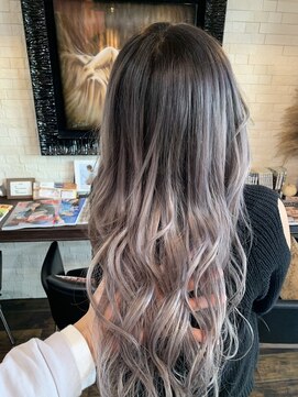 ボアップ 京橋店(boappu) #バレイヤージュ#グラデーション#グレーホワイト