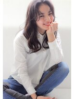 アリーズ シブヤ(ALLYS shibuya)&nbsp;フェミニティ ナチュラルアッシュ 大人かわいい ロングレイヤー