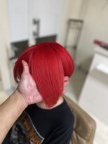 カリーナ(CARINA)&nbsp;派手髪/原色レッド