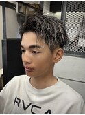 ハイライト(メッシュ)×縦落ちツイストパーマ