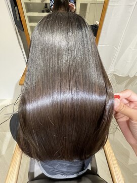 ラヴィエ(RAVIE) 触りたくなるほどの美髪