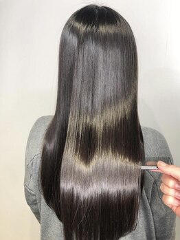 アールサロン オカザキ(Rr salon.OKAZAKI)の写真/<人幹細胞×水素が叶える美髪革命>細胞から美髪を育む特別ケアで髪の深部まで潤い補給[岡崎/西尾/学割U24]