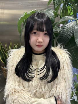 ゼスト 八王子店(ZEST) レイヤーカット/ブラックカラー【伊藤 想】