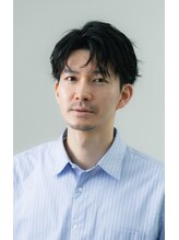 六本木美容室 白金店&nbsp;センターパート/ツイストスパイラル/ツーブロック/ビジネス/黒髪