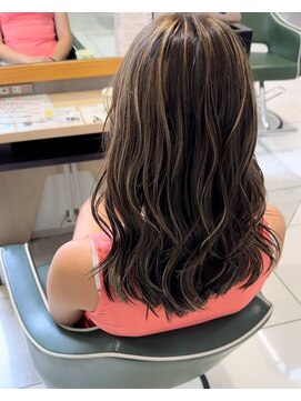 アース オーセンティック 高松レインボーロード店(EARTH Authentic) 外国人風ハイライトカラー