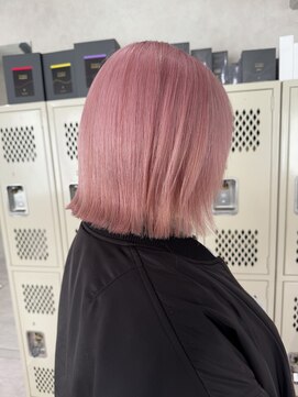 ハイプ(HYPE) ブリーチ＆ダブルカラー/レイヤーボブ/ホワイトピンクベージュ