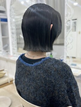 【Lufeli】いとうりお　ボブ/レイヤーボブ/ブルーブラック/20代