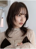 レイヤーカットハッシュカット顔まわりミディアムロング