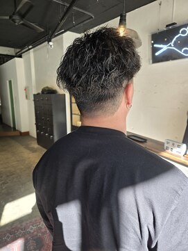 サヴァ ケヤキ(SAVA keyaki) メンズパーマ