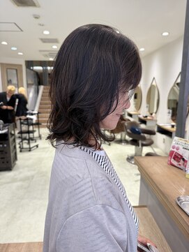 アース 三軒茶屋店(HAIR&MAKE EARTH) パーマとハイライトで作るナチュラルミディアム【三軒茶屋】