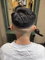 モナン(monan)&nbsp;スキンフェードハイフェードカットメンズカット