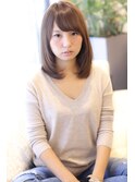 【ONE CONCEPT】大人女性のためのツヤストレートミディ