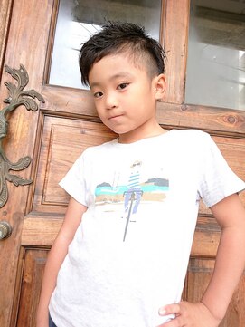 ヘア メイク リン(hair make rin) サイド刈り上げアシメカット