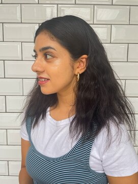 インフィニティー 水天宮前店(Infinity) ストリートクールミディ/センターパート