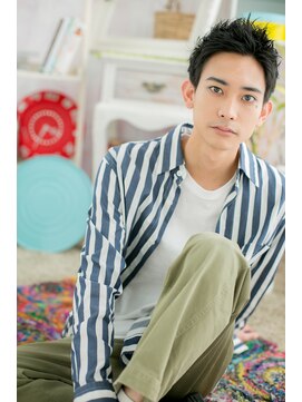 ミック 日暮里店(miq) エッジの効いたアップバングのかき上げヘアc1