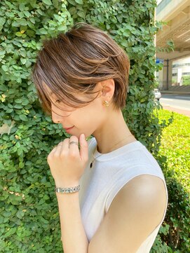 イオエ(ioe) イメチェン/外ハネボブ/ワイドバング/ブルーブラック/美髪