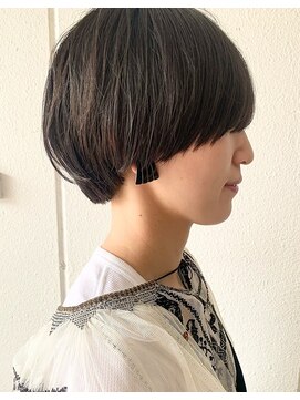 ファミリィ (PHAMILEE) 大人マッシュショート