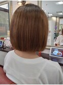 ショートボブ