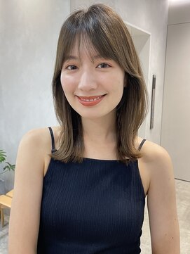 フィルムス 渋谷(FILMS) グレージュカラー