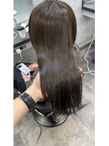 リリー(Lilley)&nbsp;天神韓国ヘア/髪質改善/前髪カット/ブリーチなし/韓国風レイヤー