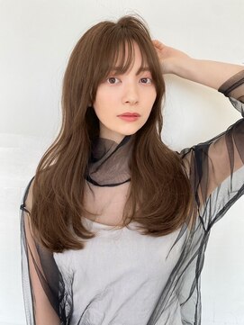 ユーフォリア 新宿通り(Euphoria) レイヤーロング美髪くびれワンカールシルキーグレージュ