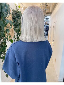 エイム(AiM) ホワイトベージュ