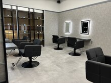 おしゃれで清楚感のあるイケてる店内！