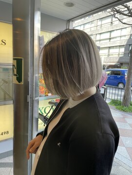 タオ 河原町(Tao) "ボブとバレイヤージュブリーチ2回"