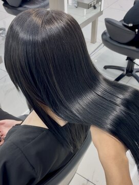 バレット 福岡天神(VALETTE) 縮毛矯正で触りたくなる髪へ～