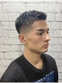 フェザーアップフェードショート