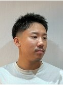 フェードで魅せる男前アップバングショートヘア